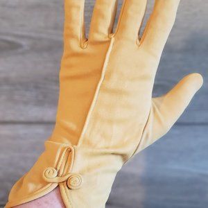 Vintage Yellow Ladies Gloves
